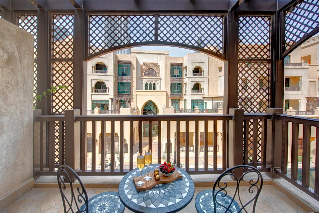 Durrani Homes - Souk Al Bahar Living Besides Burj Khalifa & Fountain ดูไบ ภายนอก รูปภาพ